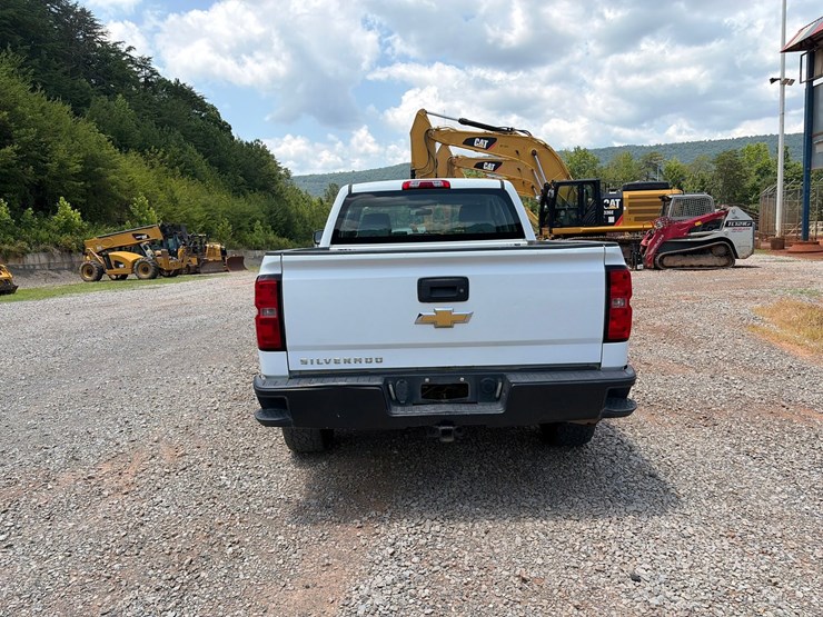 2016-chevrolet-silverado-1500-image-4