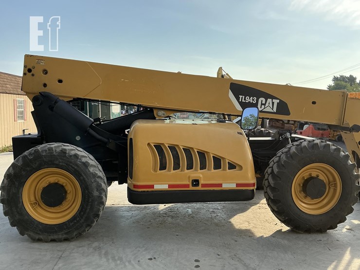 2007-caterpillar-tl943-image-5