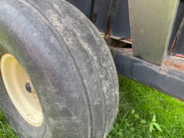 #2225-•-adams-fertilizer-trailer-image-37