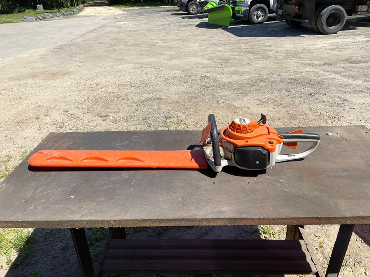#7189-•-stihl-46-c-hedge-trimmer-image-3