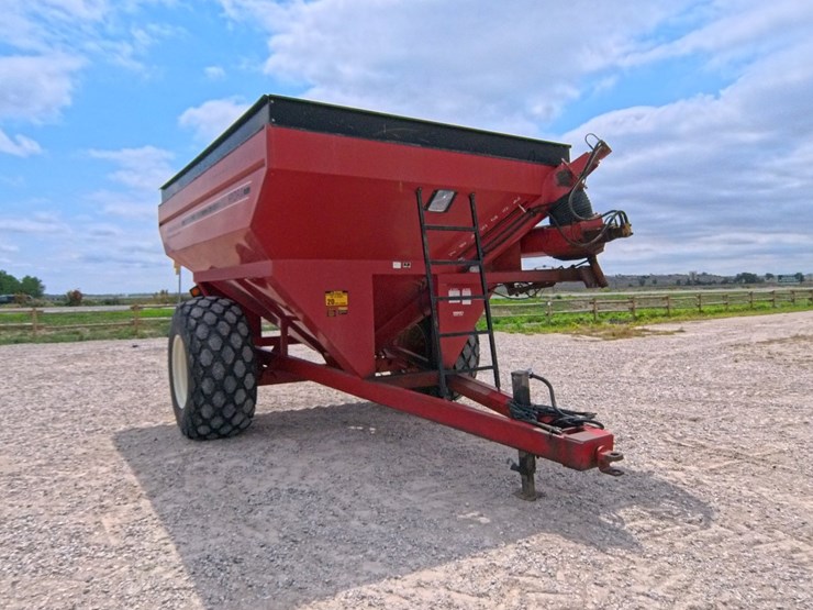 united-farm-tools-760-image-7