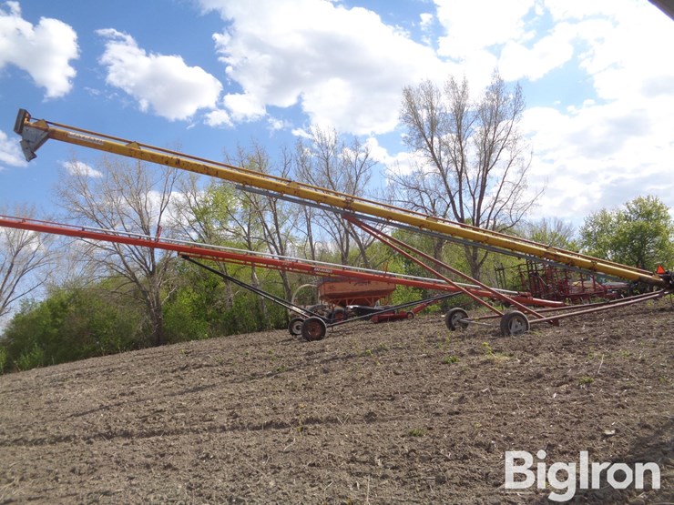 mayrath-60'-8"-electric-drive-auger-image-4