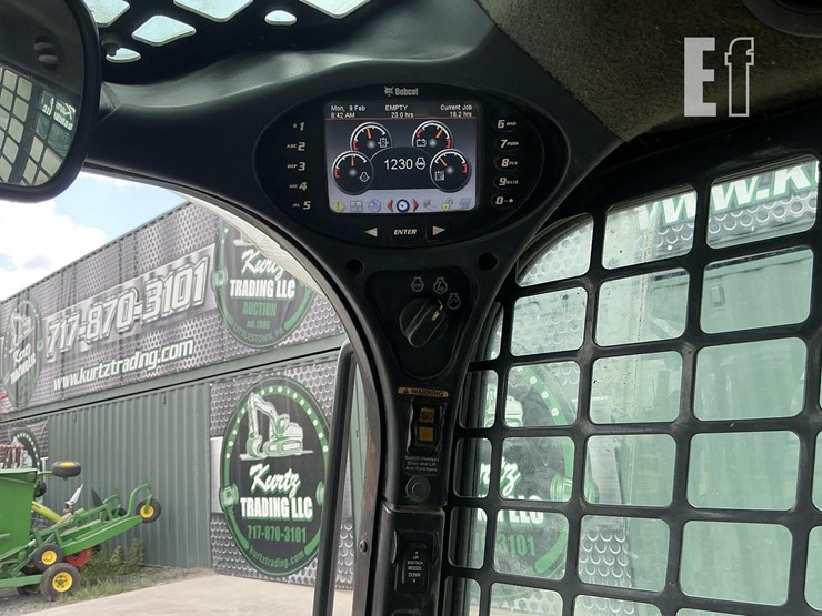 2014-bobcat-s650-image-15