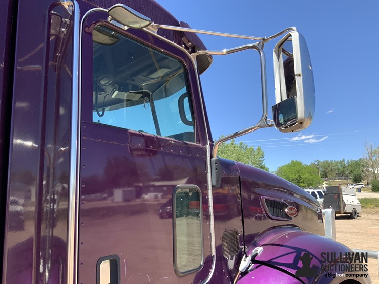 2010-peterbilt-386-image-12