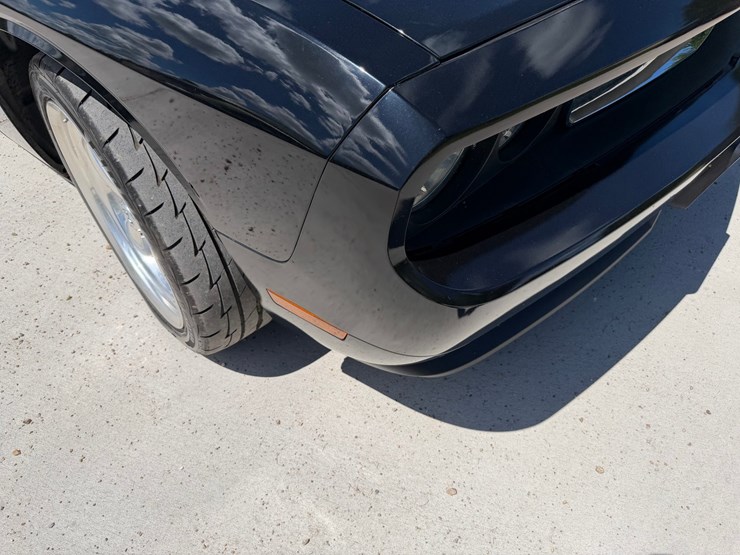 #1465-•-2013-dodge-challenger-sxt-image-22