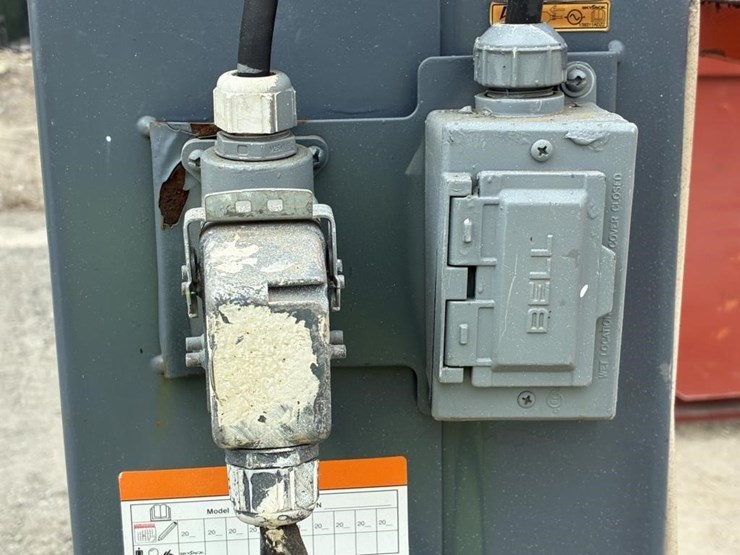 2011-skyjack-sj12-image-8