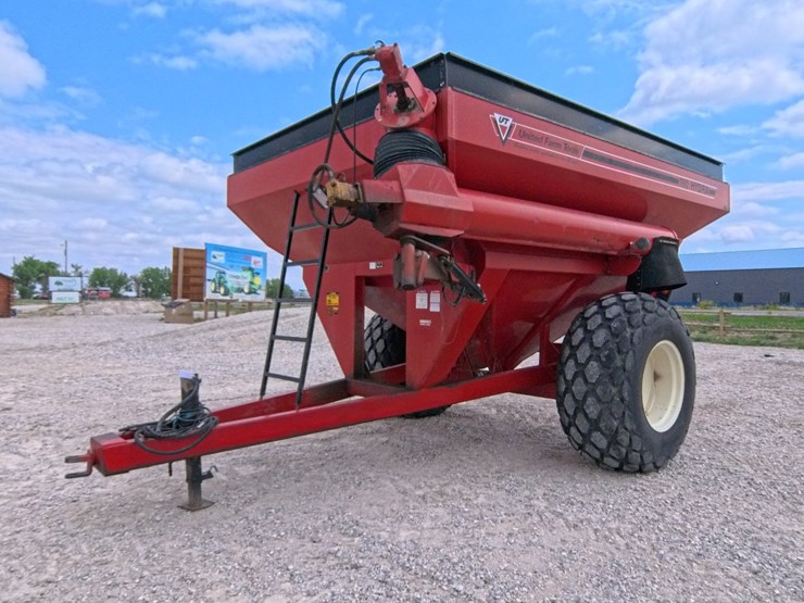 united-farm-tools-760-image-2