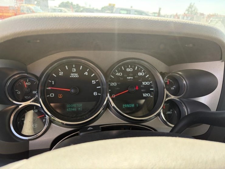 2012-gmc-sierra-2500-image-16