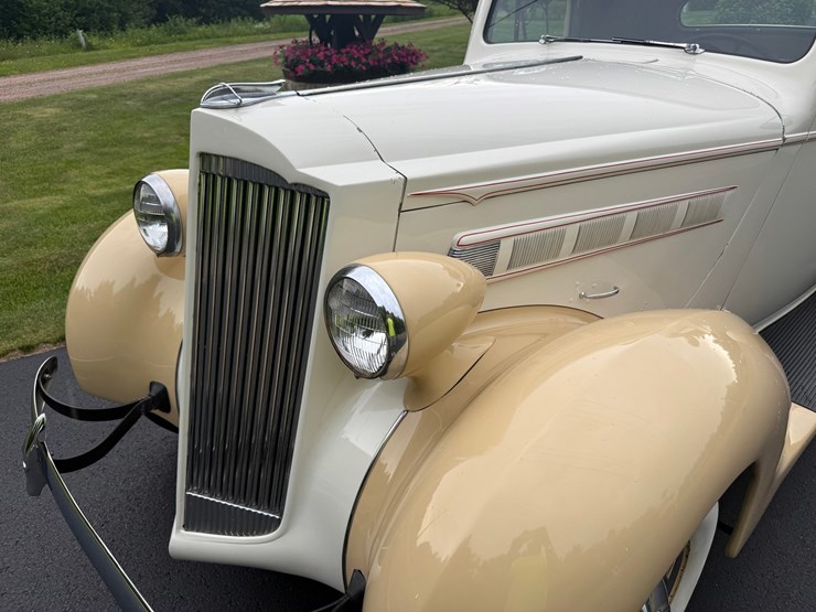 #1372-•-1937-packard-115-c-coupe-image-10