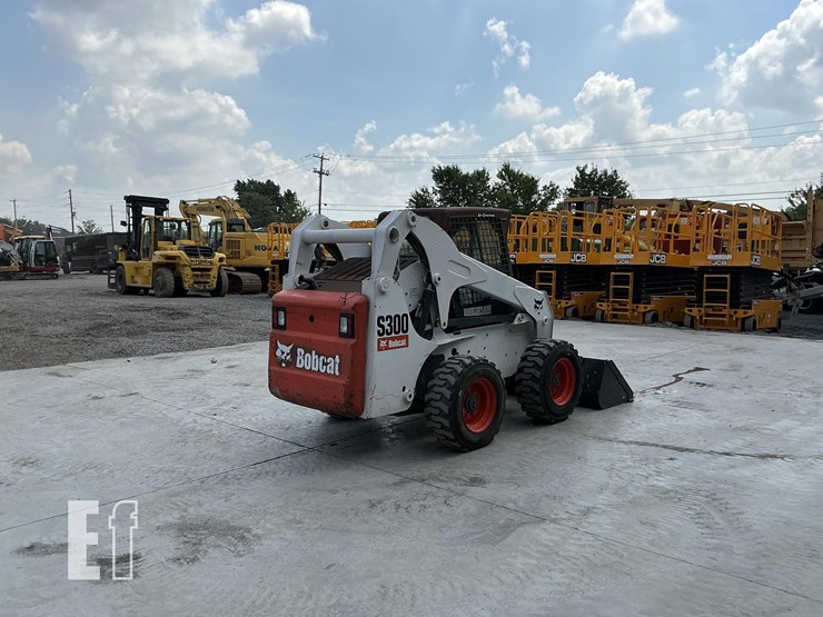 2008-bobcat-s300-image-4