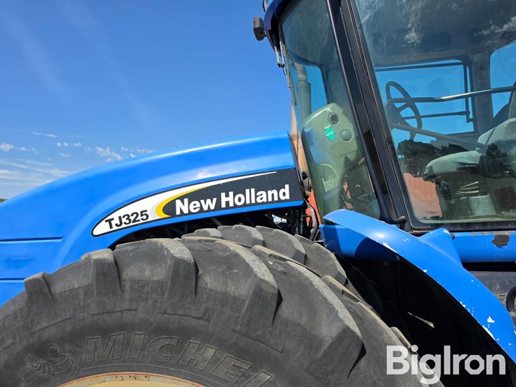 2003-new-holland-tj325-image-12