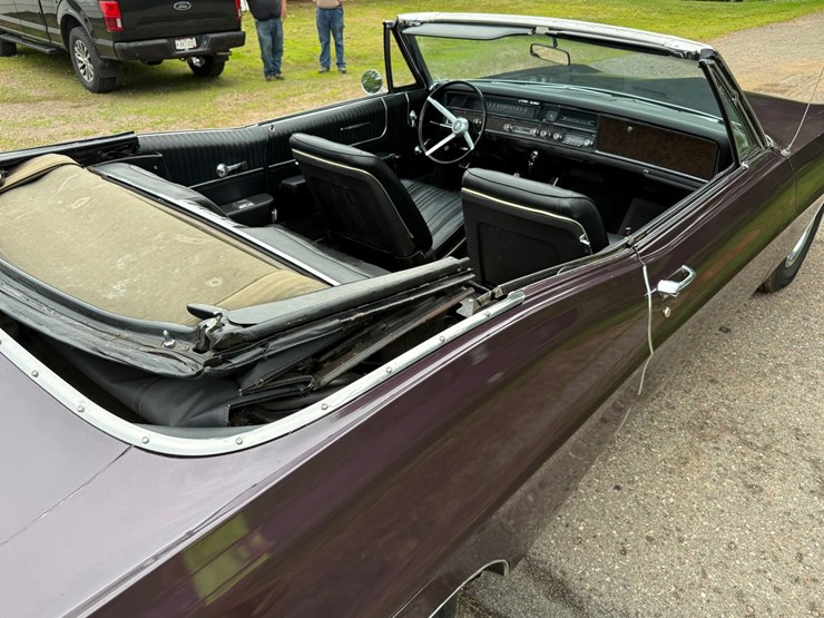 #1379-•-1967-pontiac-bonneville-convertible-car-image-83