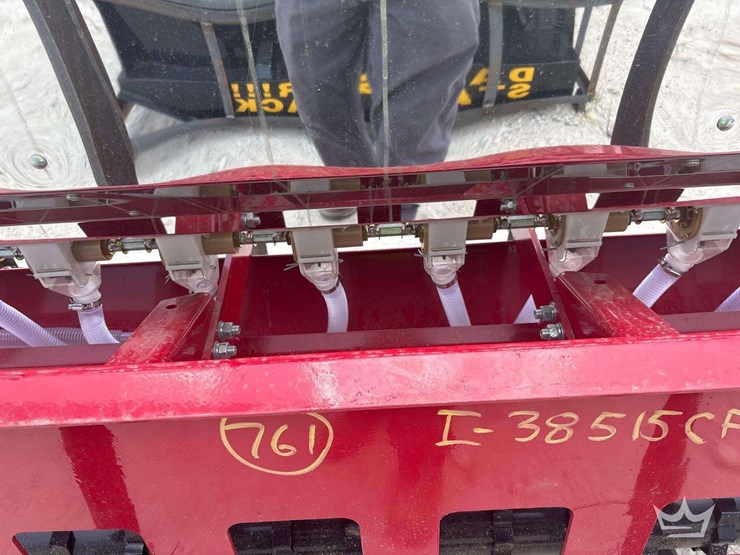skidsteer-seeder-attachment-image-3