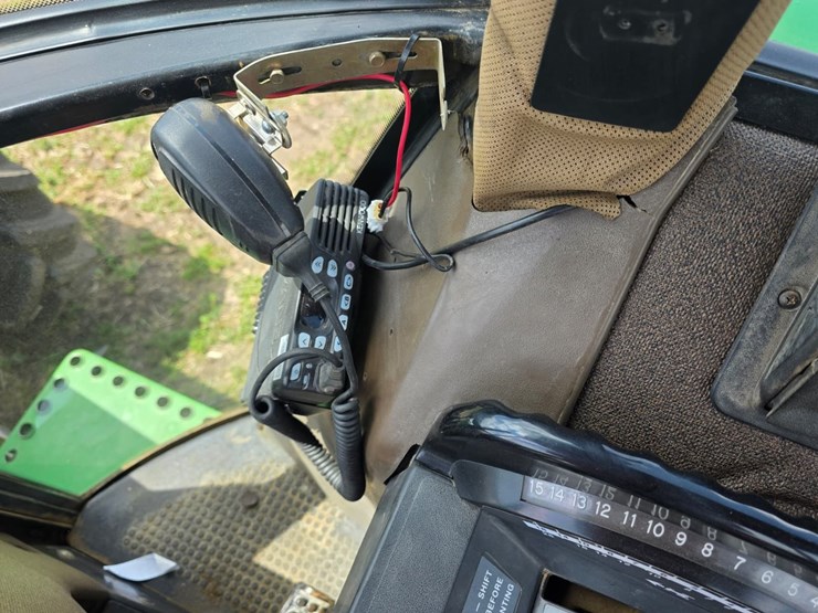 john-deere-4755-image-36