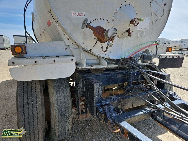 pup-tank-trailer-image-19