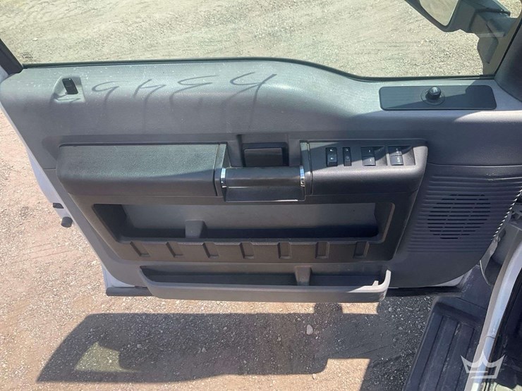 2016-ford-f350-image-14