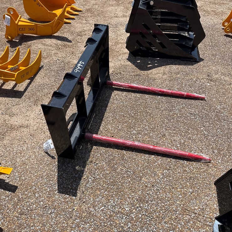 #9495 • Future skid steer hay spear