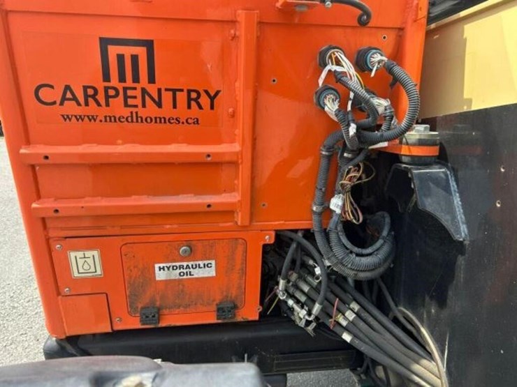 2018-jlg-th4017rsii-4wd-telehandler-yc5a1370p60008-image-27
