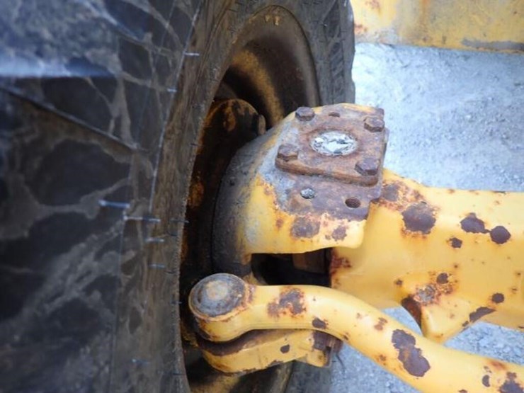 2009-deere-310sj-image-79