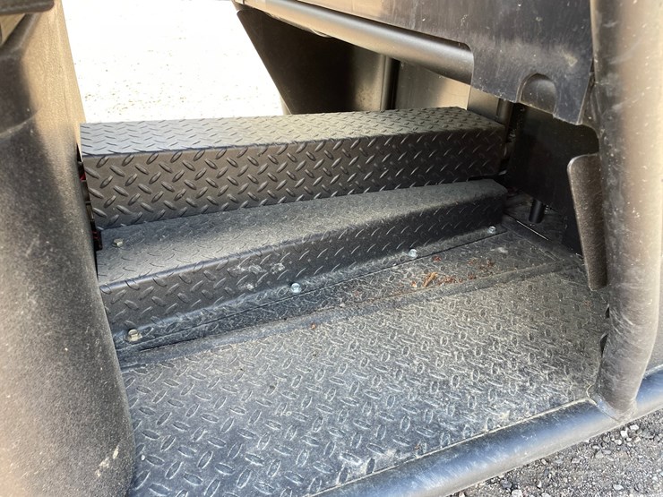 #6058-•-2020-landstar-700-crew4-utv-image-22