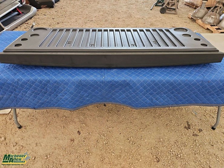chevrolet-silverado-tailgate-3rd-generation-image-10