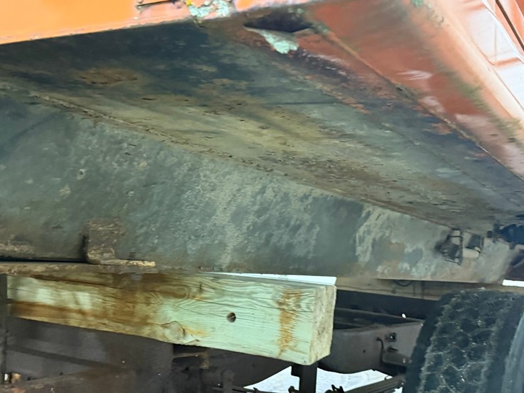 #1470-•-heil-16'-dump-body-w/-lift-cylinder-image-23