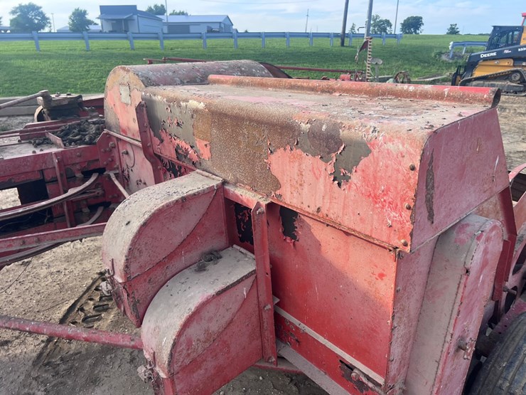 #5515-•-case-baler-image-9
