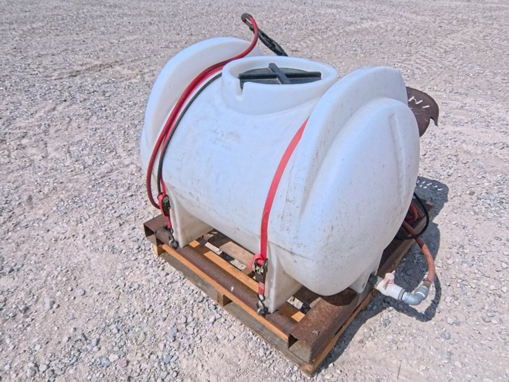 #2052-•-pressure-washer-with-125-gallon-water-tank-on-frame-image-2