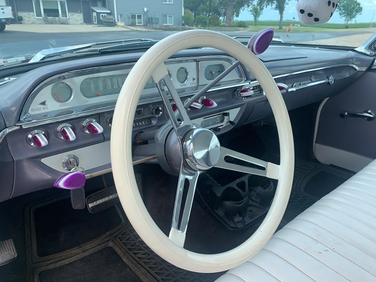 1960-ford-starliner-image-10