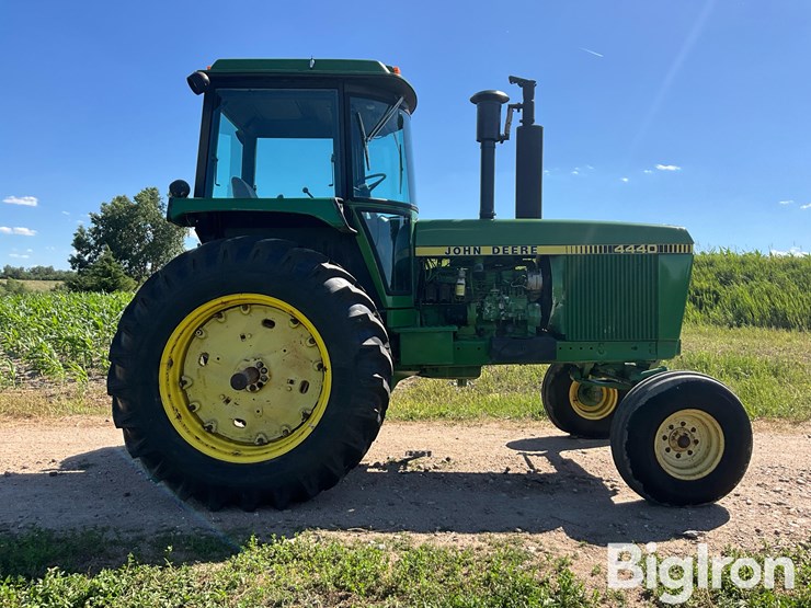 1980-john-deere-4440-image-4