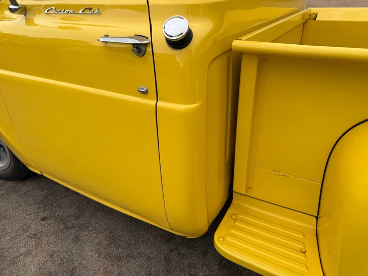 #1378-•-1957-mercury-m100-custom-cab-pickup-truck-image-16