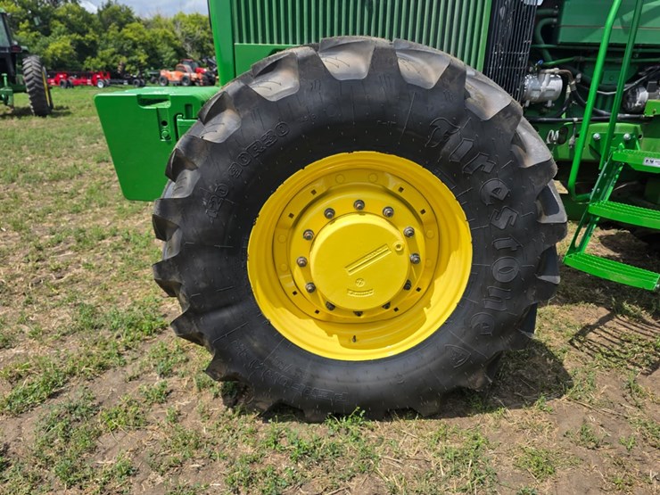 john-deere-4755-image-39