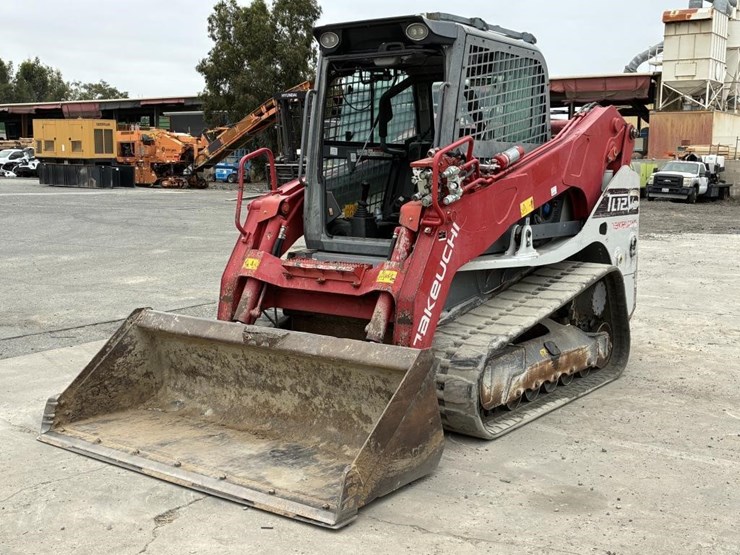 2018-takeuchi-tl12-image-1