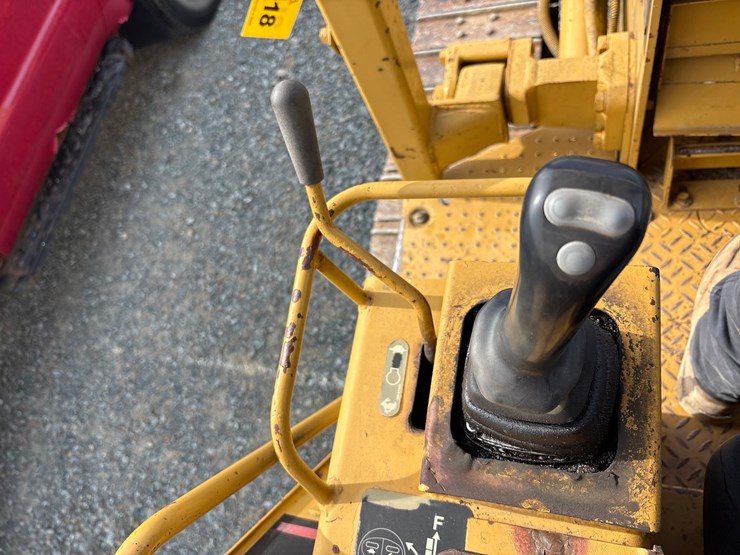 caterpillar-d3c-xl-image-37