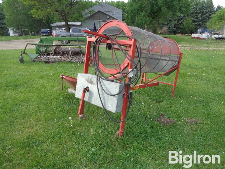 snowco-6'-grain-cleaner-image-1