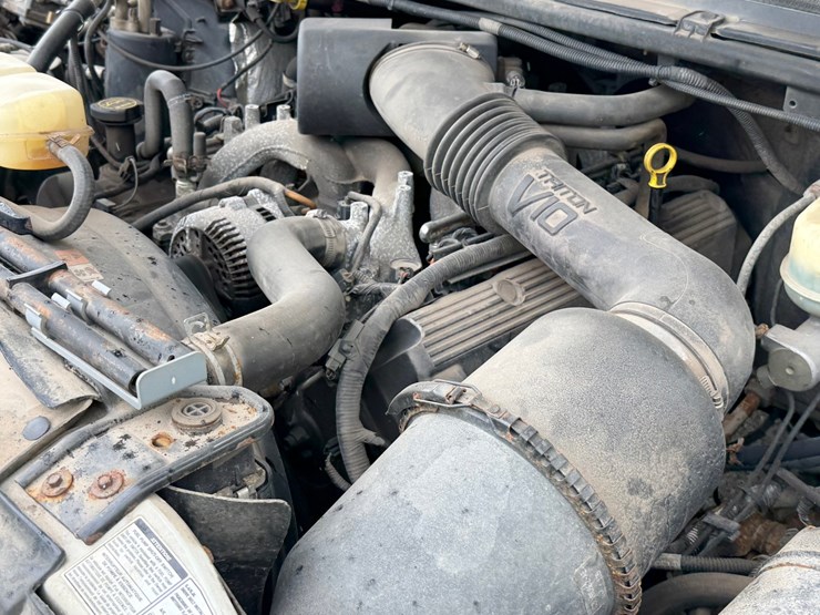 2001-ford-f450-image-10