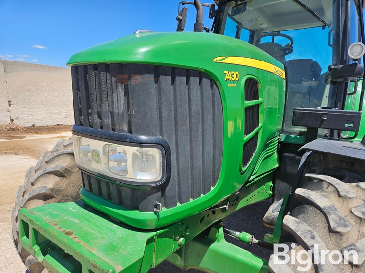 2009-john-deere-7430-premium-image-11