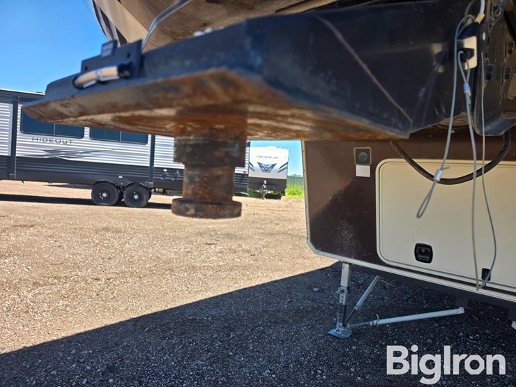2015-forest-river-columbus-340rk-5th-wheel-camper-image-9