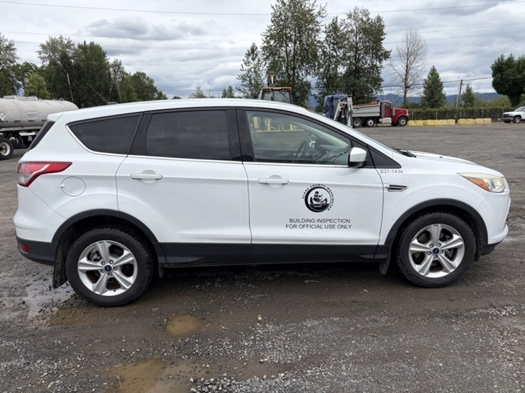 2014-ford-escape-image-3