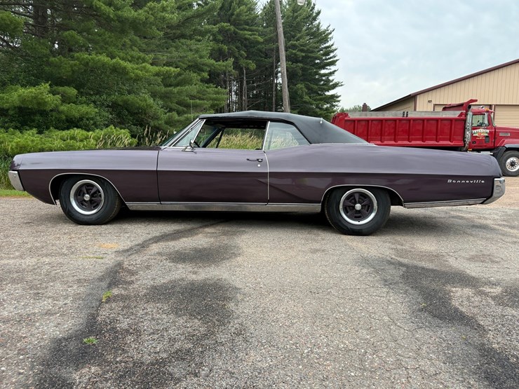 #1379-•-1967-pontiac-bonneville-convertible-car-image-2