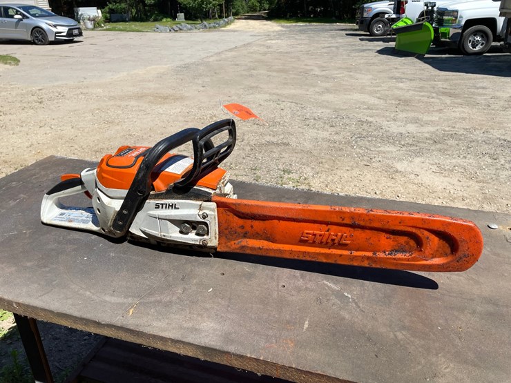 #7186-•-stihl-msa-300-c-electric-chainsaw-image-1