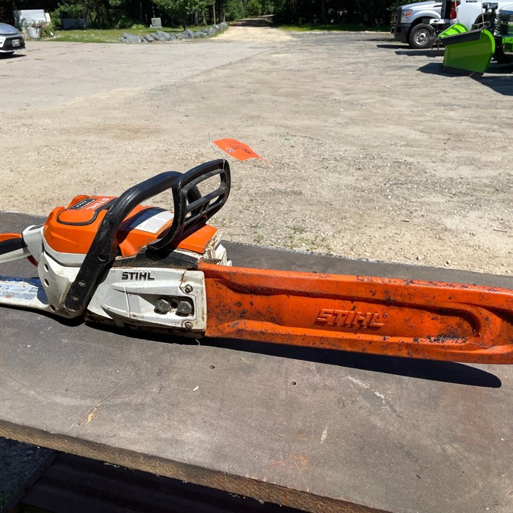 #7186 • Stihl MSA 300 C Electric Chainsaw