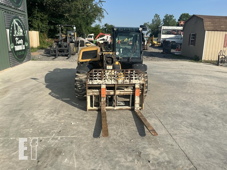 2016-caterpillar-th255c-image-7