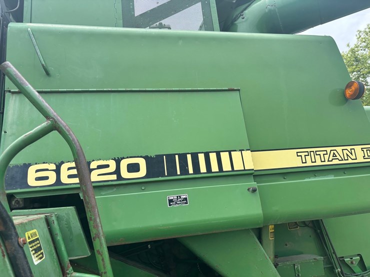 john-deere-6620-titan-ii-image-11