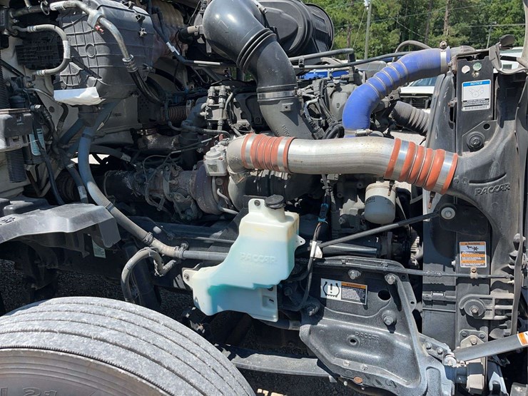 2022-kenworth-t680-image-46