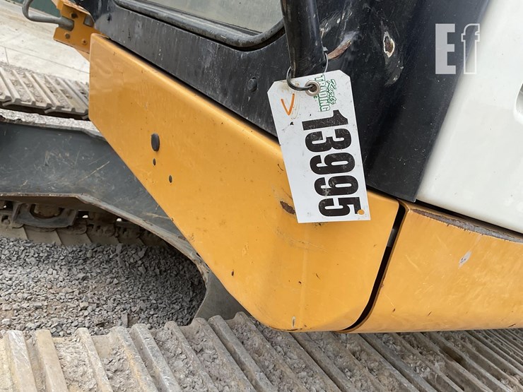 2016-liebherr-r946-lc-image-21