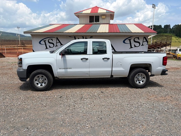 2016-chevrolet-silverado-1500-image-2