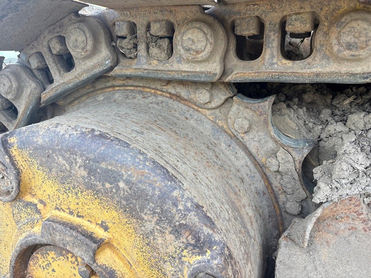 caterpillar-d3c-xl-image-54