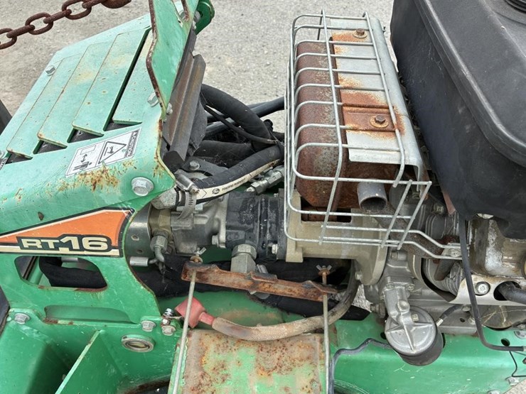2016-ditch-witch-rt16-image-13