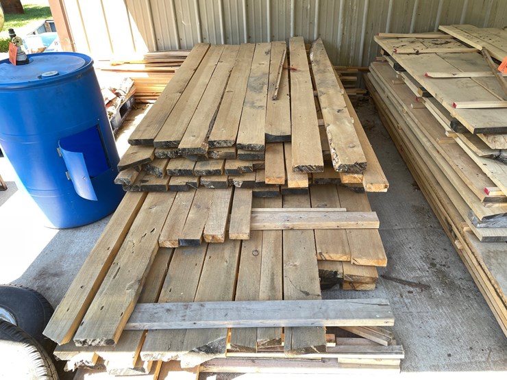 #7168-•-assortment-of-rough-saw-lumber-image-2